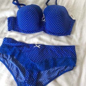 Bra and panties set